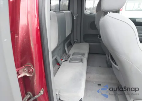 2005 Toyota Tacoma Base V6 from USA, damaged, VIN 5TEUU42N05Z084026